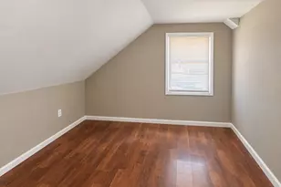 2013 Van Buren St, Hyattsville, MD 20782 - Photo 9