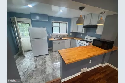3525 Manor Wood Drive, Hyattsville, MD 20782 - Photo 5