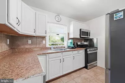 7233 Marywood Street, Hyattsville, MD 20784 - Photo 11
