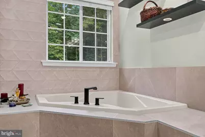 8100 Hollow Tree Lane, Upper Marlboro, MD 20772 - Photo 31