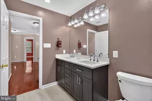 8100 Hollow Tree Ln, Upper Marlboro, MD 20772 - Photo 43