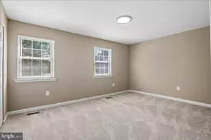 5503 Rollins Ln, Capitol Heights, MD 20743 - Photo 13