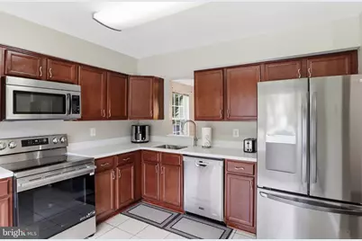 15013 Courtland Place, Laurel, MD 20707 - Photo 7
