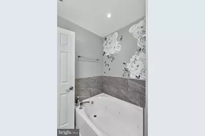2071 Alice Avenue #203, Oxon Hill, MD 20745 - Photo 17