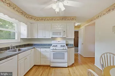 7021 Saint Annes Avenue, Lanham, MD 20706 - Photo 7