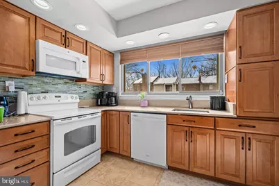 7105 Ora Glen Court, Greenbelt, MD 20770 - Photo 3