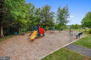 8615 Undermire Ct, Bowie, MD 20720 - Photo 37