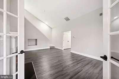 6520 Lake Park Drive #301, Greenbelt, MD 20770 - Photo 3