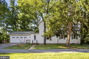 7611 Chestnut Ave, Bowie, MD 20715 - Photo 3