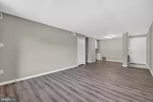 554 Wilson Bridge Dr, Oxon Hill, MD 20745 - Photo 5
