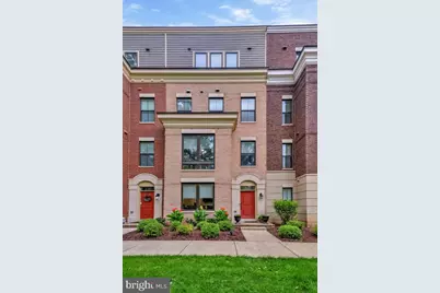 518 Harborview Drive, Oxon Hill, MD 20745 - Photo 1
