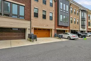 518 Harborview Dr, Oxon Hill, MD 20745 - Photo 33