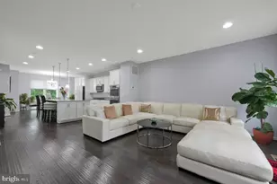 518 Harborview Dr, Oxon Hill, MD 20745 - Photo 5