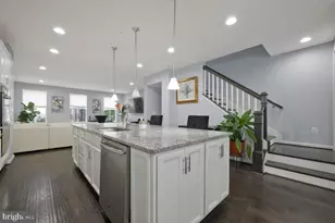 518 Harborview Dr, Oxon Hill, MD 20745 - Photo 13