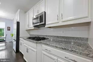 518 Harborview Dr, Oxon Hill, MD 20745 - Photo 7