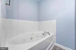 9601 Lake Pointe Ct, Upper Marlboro, MD 20774 - Photo 21