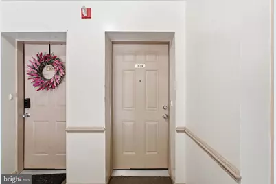 9601 Lake Pointe Court #304, Upper Marlboro, MD 20774 - Photo 3