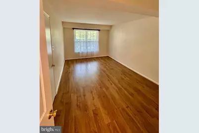 8042 Lakecrest Drive, Greenbelt, MD 20770 - Photo 15