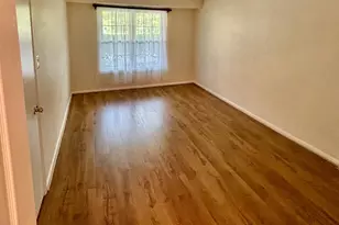 8042 Lakecrest Dr, Greenbelt, MD 20770 - Photo 15