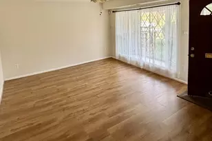 8042 Lakecrest Dr, Greenbelt, MD 20770 - Photo 3