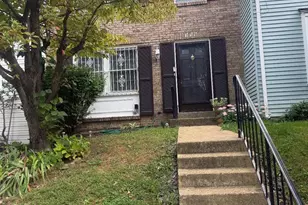 359 Possum Ct, Capitol Heights, MD 20743 - Photo 1