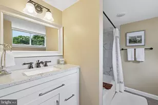 5705 Ager Rd, Hyattsville, MD 20782 - Photo 31