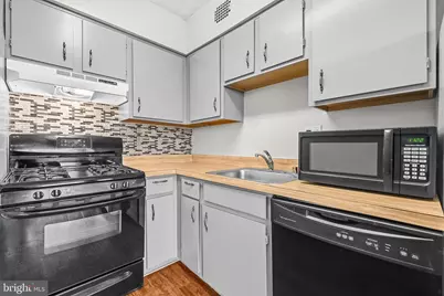 4410 Oglethorpe Street #607, Hyattsville, MD 20781 - Photo 15