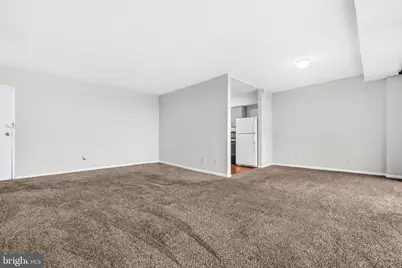 4410 Oglethorpe Street #607, Hyattsville, MD 20781 - Photo 7