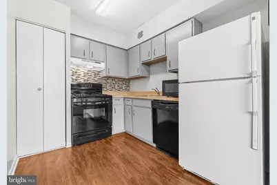4410 Oglethorpe Street #607, Hyattsville, MD 20781 - Photo 11