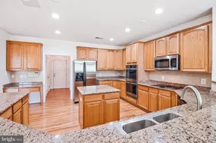 13908 Mary Ann Dr, Upper Marlboro, MD 20774 - Photo 27