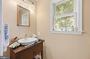 4009 Tennyson Rd, Hyattsville, MD 20782 - Photo 17