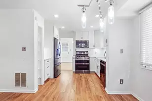 5237 Kenstan Dr, Temple Hills, MD 20748 - Photo 9