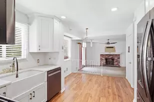 5237 Kenstan Dr, Temple Hills, MD 20748 - Photo 11