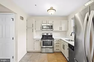 6905 Mountain Lake Pl, Capitol Heights, MD 20743 - Photo 17