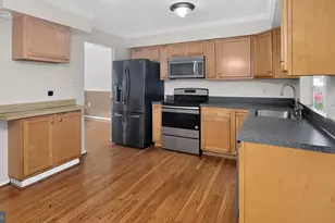 13100 North Point Ln, Laurel, MD 20708 - Photo 9