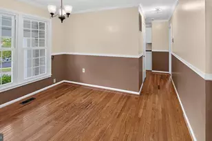 13100 North Point Ln, Laurel, MD 20708 - Photo 11