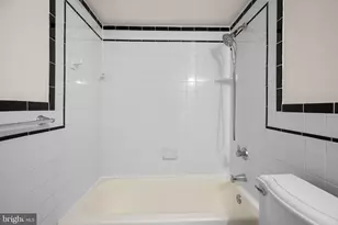 6930 Hanover Pkwy, Greenbelt, MD 20770 - Photo 35