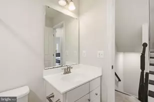 8206 Greenbelt Station Pkwy, Greenbelt, MD 20770 - Photo 33