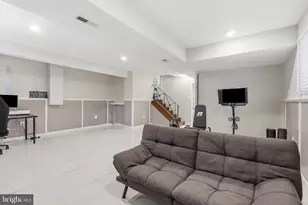 1821 Campbell Dr, Suitland, MD 20746 - Photo 25