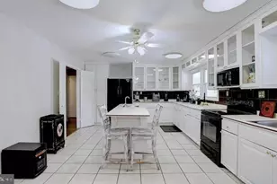 9202 Montpelier Dr, Laurel, MD 20708 - Photo 5