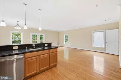 4702 Tecumseh Street, College Park, MD 20740 - Photo 15