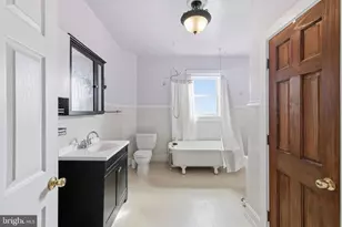 4232 Nicholson St, Hyattsville, MD 20781 - Photo 25