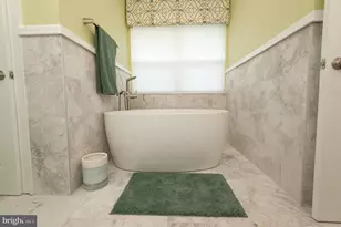 14209 Dunwood Valley Dr, Bowie, MD 20721 - Photo 57