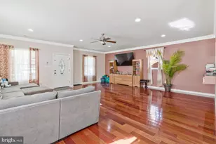 4313 40th Pl, Brentwood, MD 20722 - Photo 17