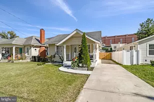 4313 40th Pl, Brentwood, MD 20722 - Photo 3