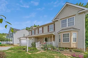 1617 Shady Glen Dr, District Heights, MD 20747 - Photo 3