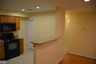 8776 Grasmere Ct, Fort Washington, MD 20744 - Photo 3
