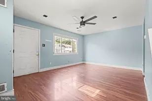2217 Columbia Pl, Landover, MD 20785 - Photo 5