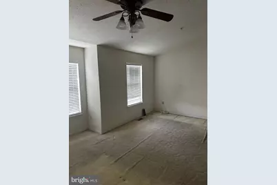 9901 Cranapple Court, Springdale, MD 20774 - Photo 17