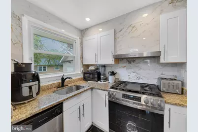 111 Pepper Mill Drive, Capitol Heights, MD 20743 - Photo 17
